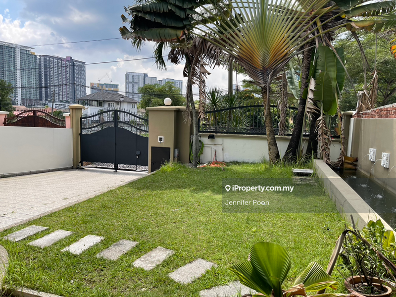 Rumah Berkembar untuk Dijual di Taman Yarl, Jalan Klang Lama (Old Klang Road) oleh Jennifer Poon - iProperty.com.my