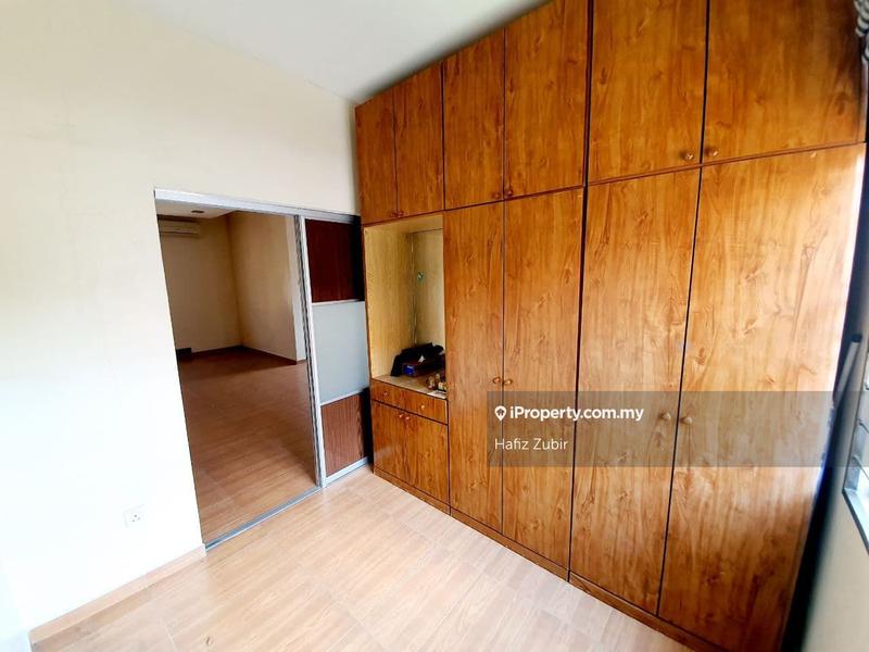 Banglo untuk Dijual di Bandar Seri Putra, Bangi oleh Hafiz Zubir - iProperty.com.my