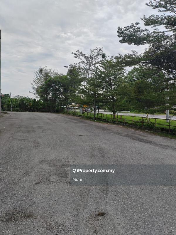 Shop-Office for Sale in Taman Semesti Selesa, Hutan Melintang by Muni - iProperty.com.my