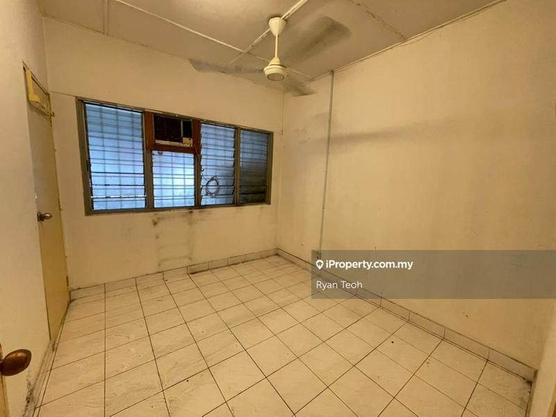 Rumah Berangkai 3 Tingkat untuk Dijual di Taman Daya, Kepong oleh Ryan Teoh - iProperty.com.my