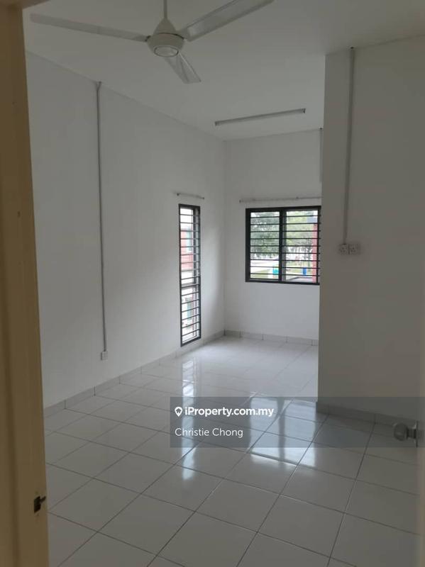 Rumah Berangkai 2 Tingkat untuk Dijual di Taman Desa Jati, Jati Heights, USIM, Nilai oleh Christie Chong - iProperty.com.my