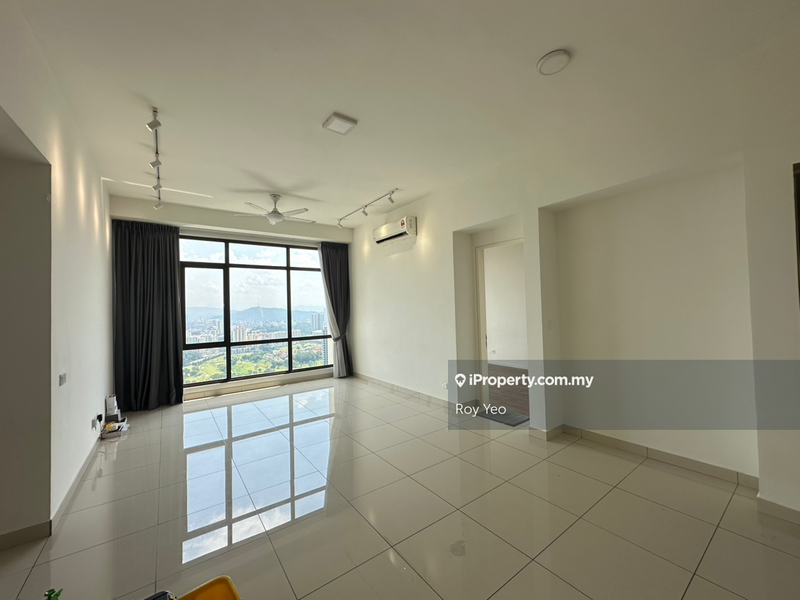 Service Residence for Rent in The Park Sky Residence by Roy Yeo - iProperty.com.my
