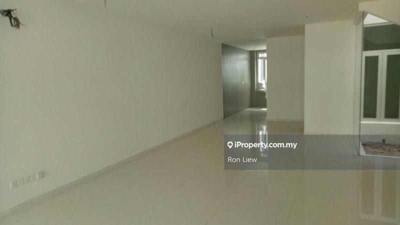 Rumah Teres 2-Tingkat untuk Dijual di Bandar Putra Permai, Seri Kembangan oleh Ron Liew - iProperty.com.my