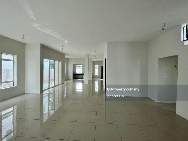 Bungalow House for Sale in Taman Bakti, Sitiawan by Vincent Har - iProperty.com.my