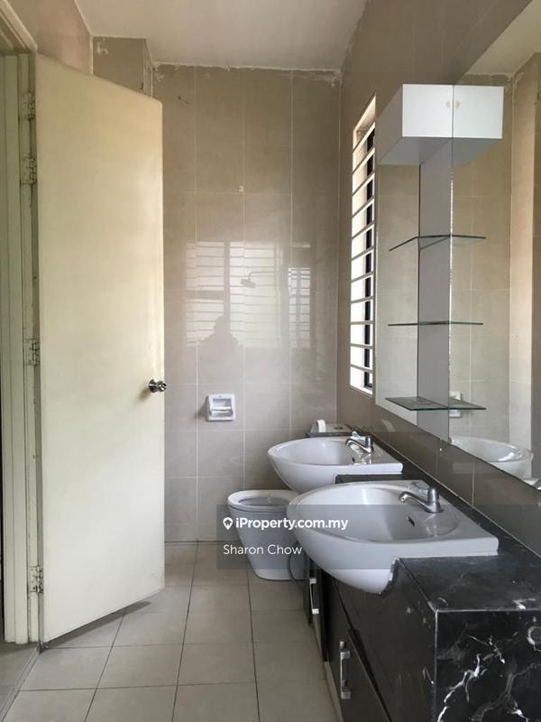 Rumah Berkembar untuk Dijual di Taman Tasik Prima, Puchong oleh Sharon Chow - iProperty.com.my