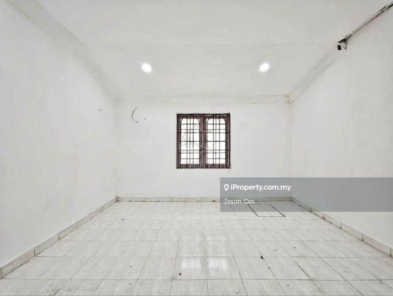 Rumah Berangkai 1.5 Tingkat untuk Dijual di i7g6b, Shah Alam oleh Jason Ooi - iProperty.com.my