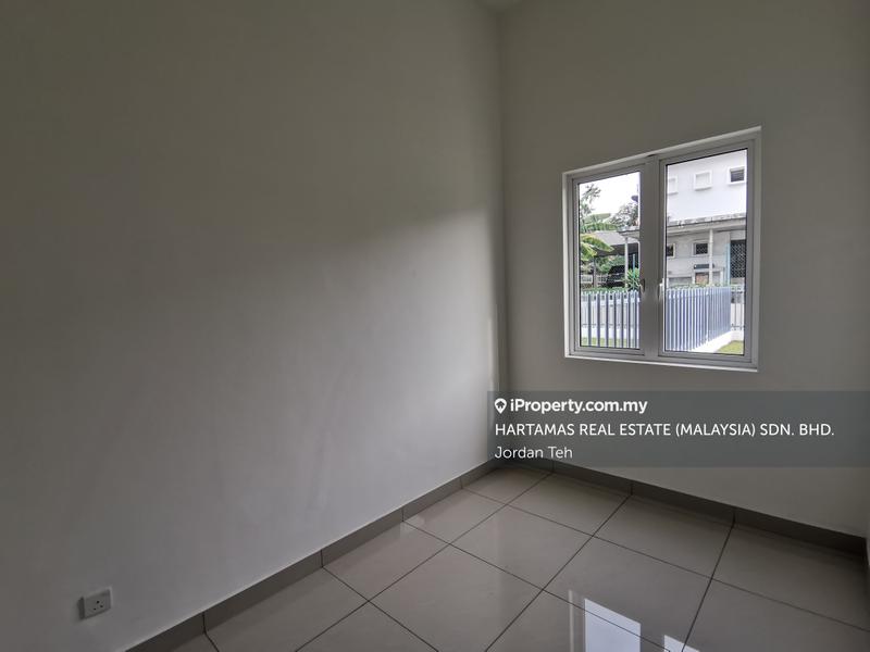 2.5-storey Terraced House for Sale in Taman Paramount, Petaling Jaya by Jordan Teh - iProperty.com.my