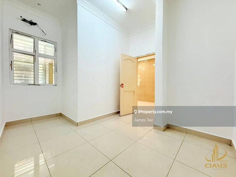Rumah Berangkai 3 Tingkat untuk Dijual di Setia Utama, Setia Alam oleh James Tee - iProperty.com.my
