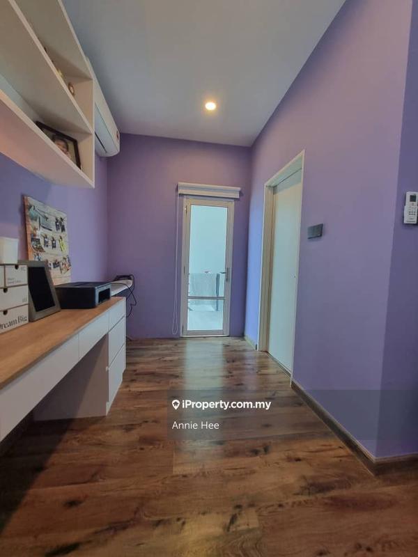 Bungalow House untuk Dijual di Taman Putra Pogun 3 Storey Link Bungalow House, Kota Kinabalu oleh Annie Hee - iProperty.com.my