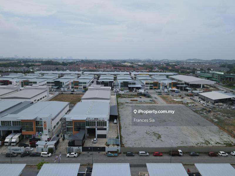 For Sale - < CHEAP Warehouse with Indusrial Land Must Sale >