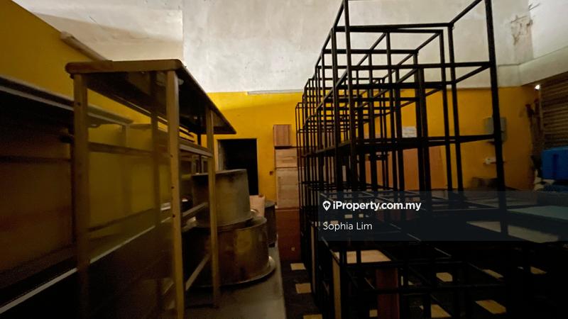 For Rent - Travillion Commercial Centre