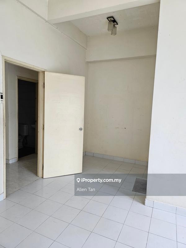 Condominium for Sale in Sterling by Allen Tan - iProperty.com.my