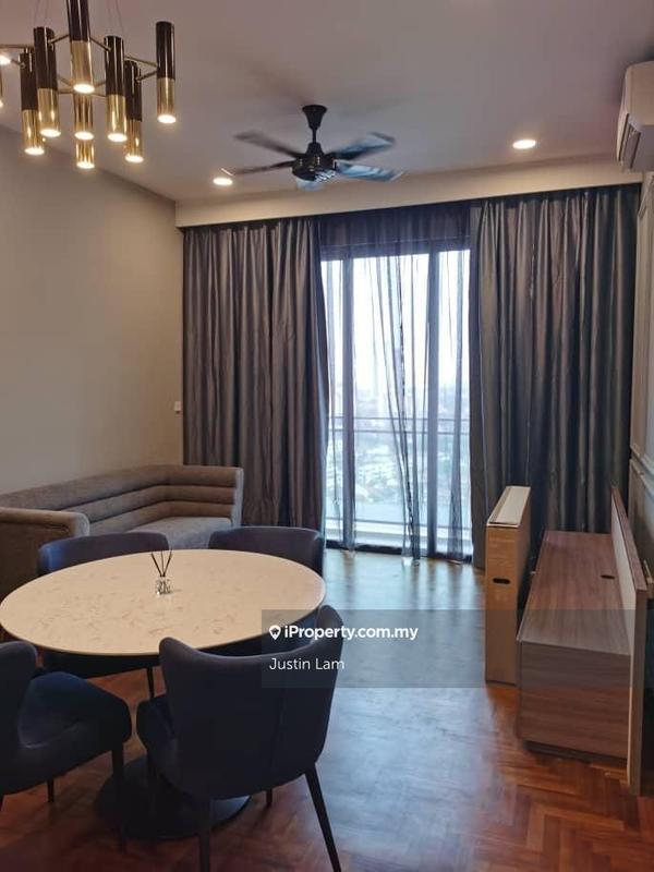 For Sale - Bloomsvale Menara Vista Petaling