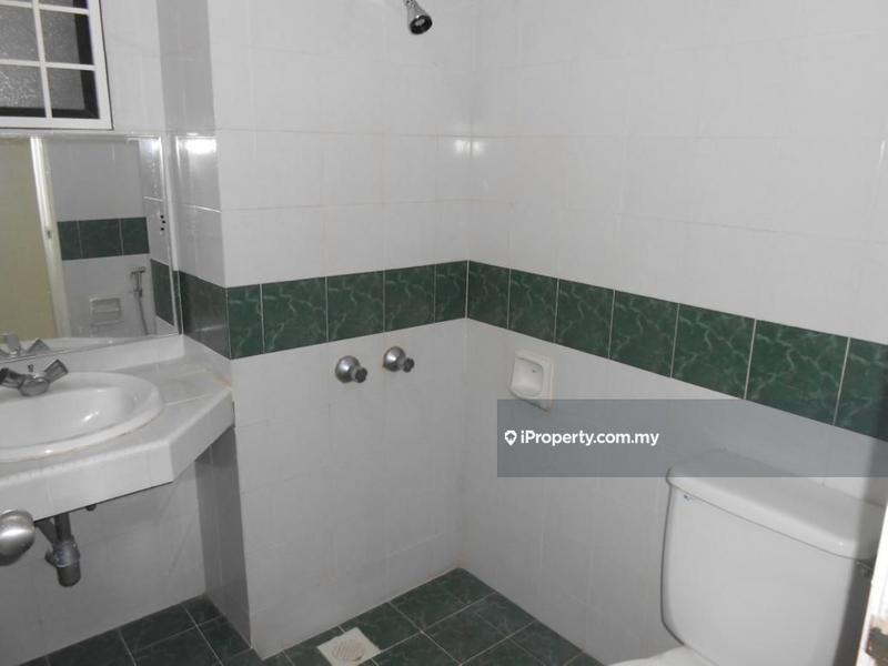 Condominium for Sale in Maxwell Towers by Chen Kah Seng - iProperty.com.my