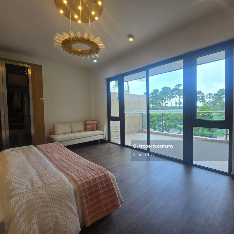 Rumah Berangkai 2 Tingkat untuk Dijual di Forest City Golf Resort Villa, Johor Bahru oleh Victor Chin - iProperty.com.my