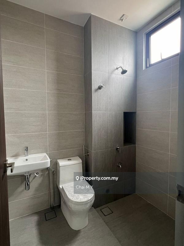 Rumah Berangkai 2 Tingkat untuk Dijual di Bandar Kinrara Seksyen 8, Bandar Kinrara oleh Chai M Y - iProperty.com.my