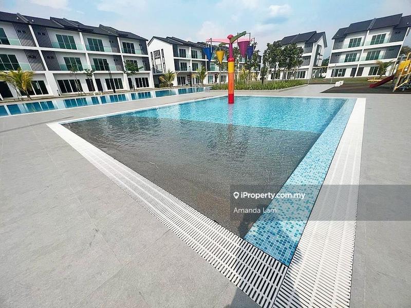 Semi-Detached House for Sale in Taman Tanjung Indah, Butterworth by Amanda Lam - iProperty.com.my