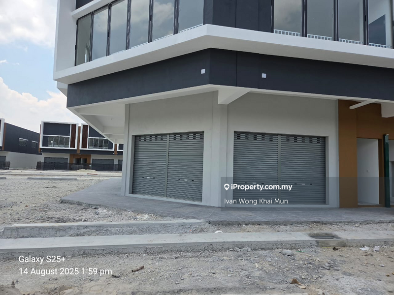 For Rent - Corak bandar serenia city