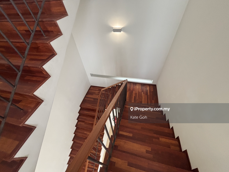 Bungalow House for Sale in Lakefront Villa, Cyberjaya by Kate Goh - iProperty.com.my