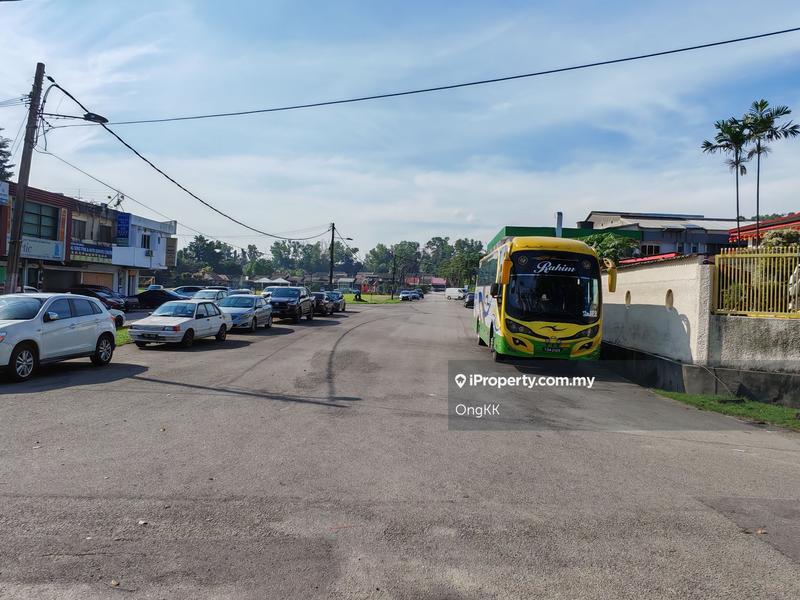 Kedai-Pejabat untuk Dijual di Taman Bukit Kuchai, Bandar Kinrara oleh OngKK - iProperty.com.my