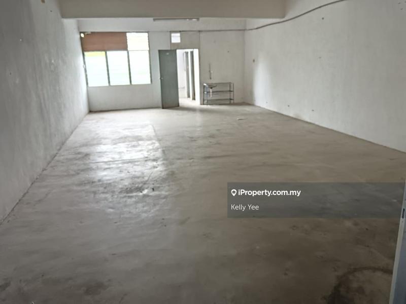 For Rent - First Floor Shoplot @ Taman Cenderawasih for Rent