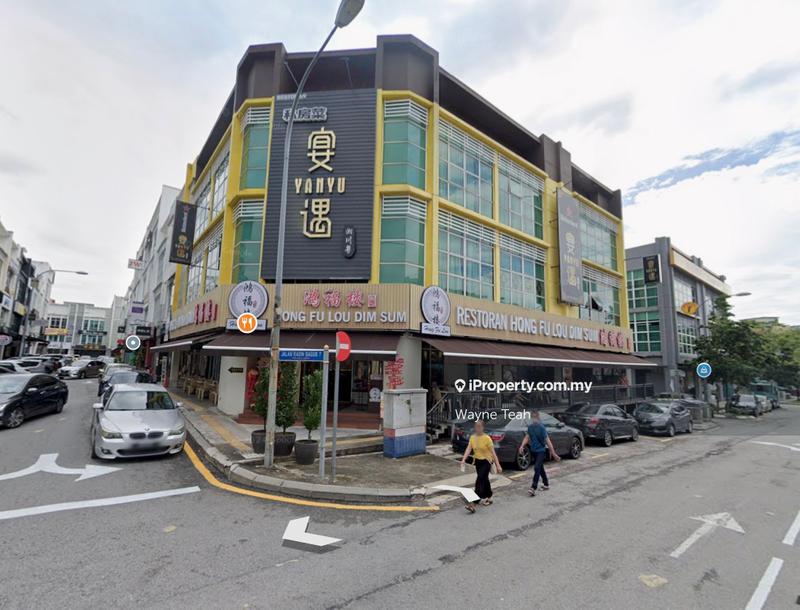 For Sale - Sri Petaling, Tenant’s Favourite Hottest Row, 3 Storey Shoplot