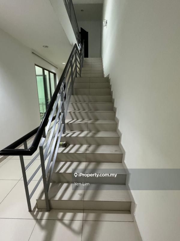 Rumah Berangkai 3 Tingkat untuk Dijual di Laman Bayu, Bukit Jalil oleh Yen Lim - iProperty.com.my