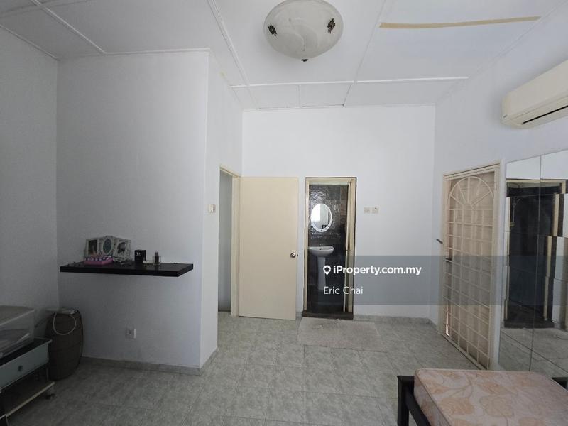 Rumah Berangkai 2 Tingkat untuk Dijual di Taman Puchong Intan, Puchong oleh Eric Chai - iProperty.com.my
