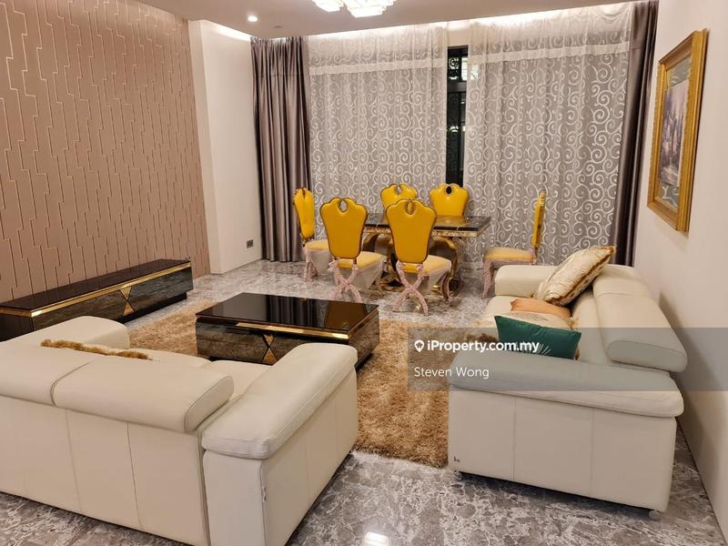 For Sale - Four Seasons Place