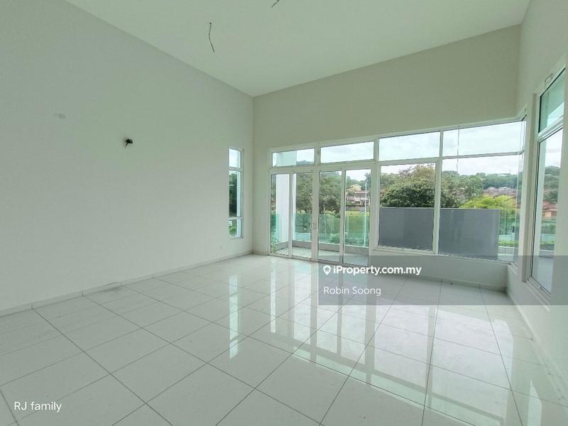 Banglo untuk Dijual di Taman Saujana Heights, Bukit Katil oleh Robin Soong - iProperty.com.my