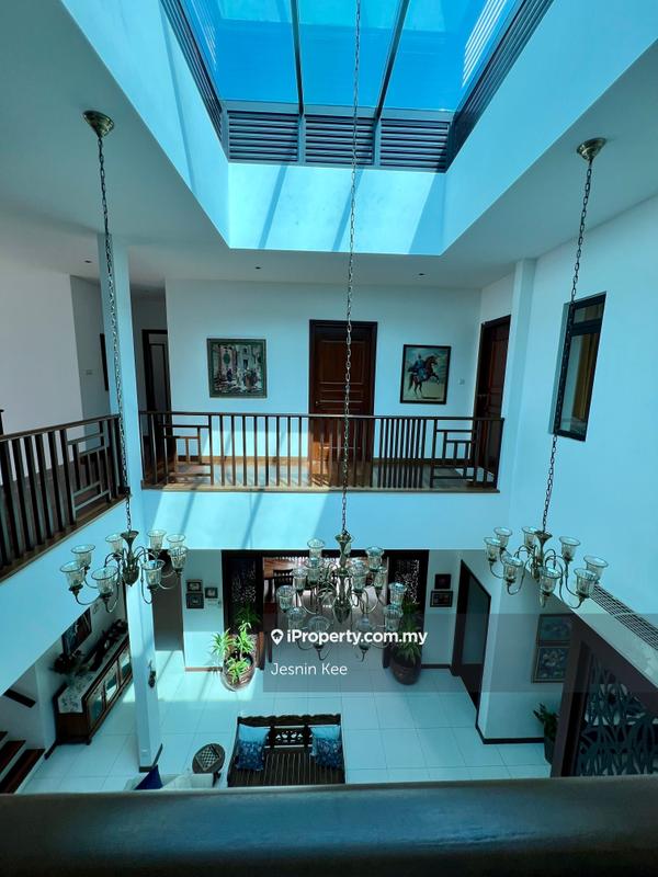Bungalow House for Sale in Perdana Lakeview East, Cyberjaya by Jesnin Kee - iProperty.com.my
