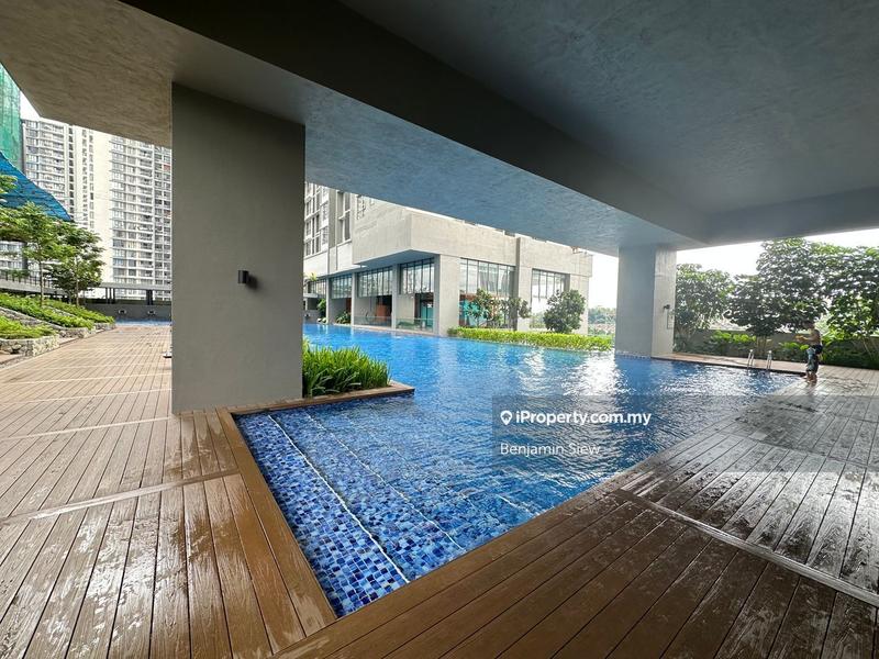 For Sale - Emerald 9