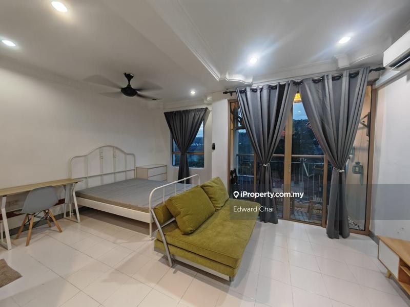For Rent - Ritze Perdana 1