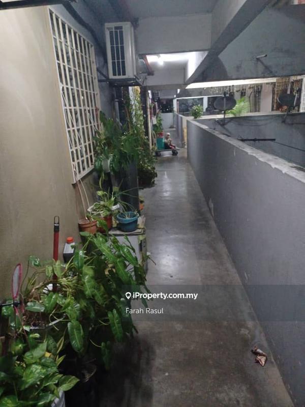 For Sale - Taman Petaling Utama Flat