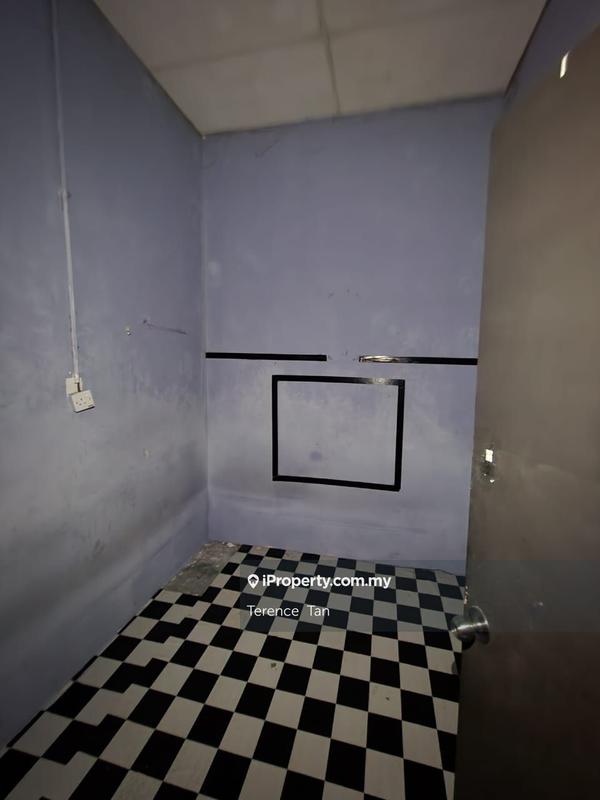 Shop / Office for Sale in Taman Kota Masai, Pasir Gudang by Terence Tan - iProperty.com.my