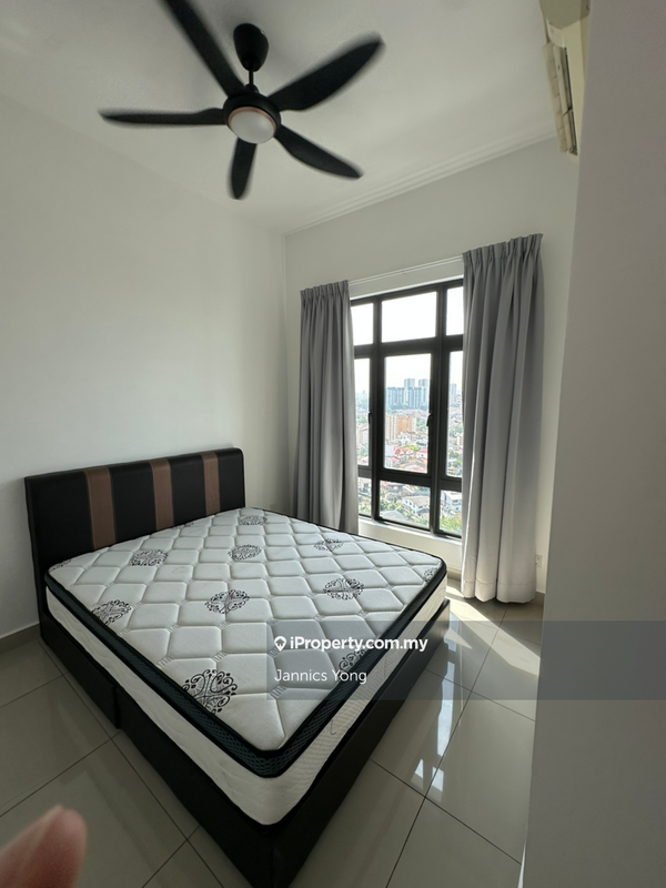 For Rent - Pearl Suria
