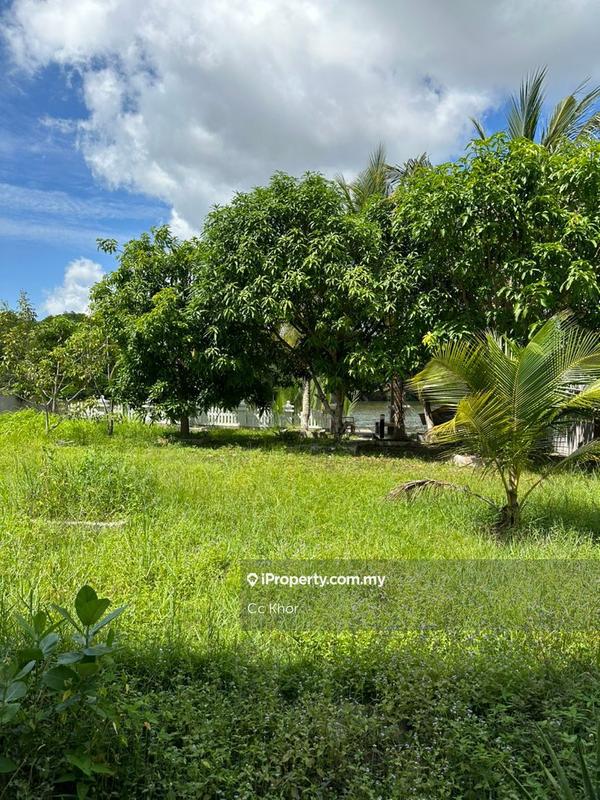 Bungalow House for Sale in Kuala Ibai, Kuala Terengganu by CC Khor - iProperty.com.my