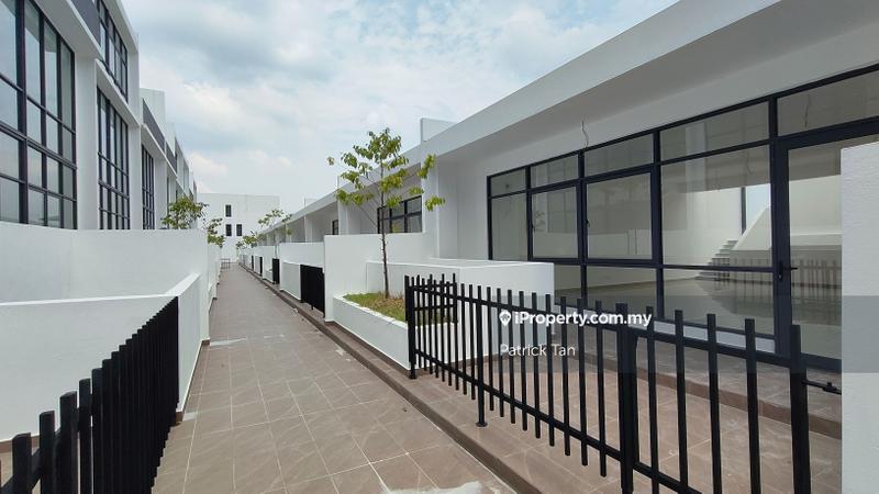 3.5-storey Terraced House for Rent in Empire Residence, Damansara Perdana by Patrick Tan - iProperty.com.my