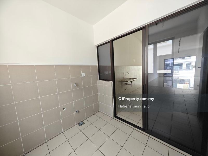 Rumah Berangkai 2 Tingkat untuk Dijual di Pekan Sepang, Sepang oleh Natasha Farini Talib - iProperty.com.my