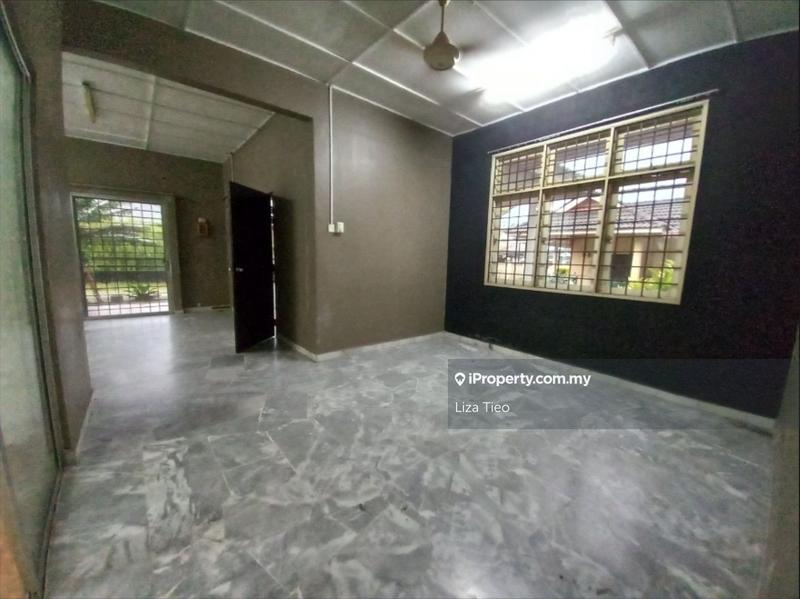 Bungalow House for Sale in Bukit Sentosa, Rawang by Liza Tieo - iProperty.com.my
