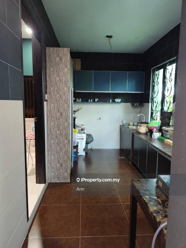 Banglo untuk Dijual di Country Heights, Kajang oleh Ann - iProperty.com.my