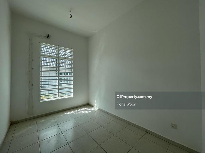 Bungalow House for Sale in Taman Anjung Gapam, Bemban by Fiona Woon - iProperty.com.my