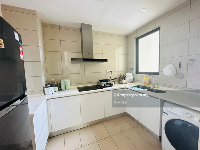 Service Residence for Sale in The Park Sky Residence by Roy Yeo - iProperty.com.my