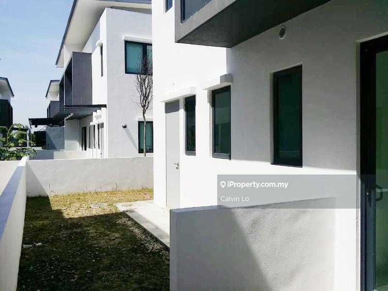 Rumah Berkembar untuk Dijual di D'Island Puchong, Puchong oleh Calvin Lo - iProperty.com.my