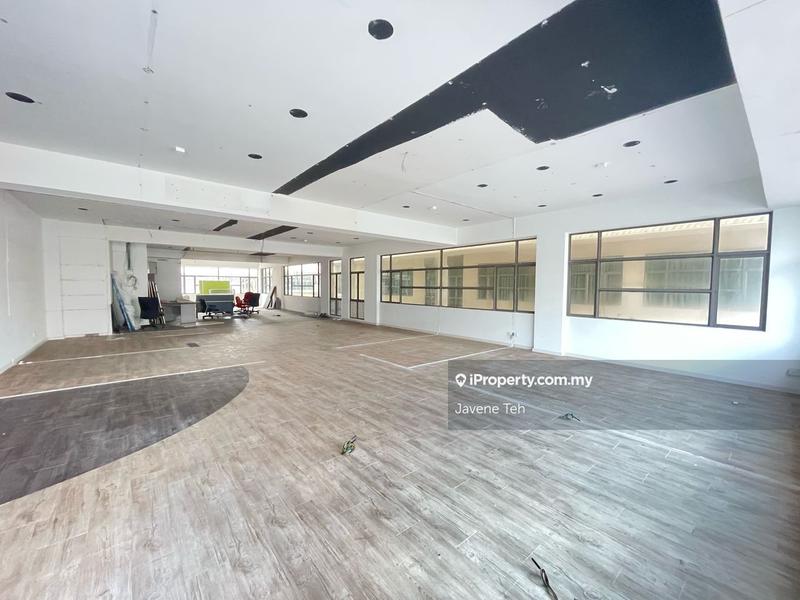 For Rent - 1ST FLOOR Office, LAST UNIT, CBD 2 Perdana 2