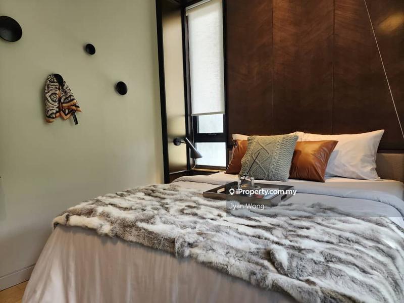 For Sale - The Lantern