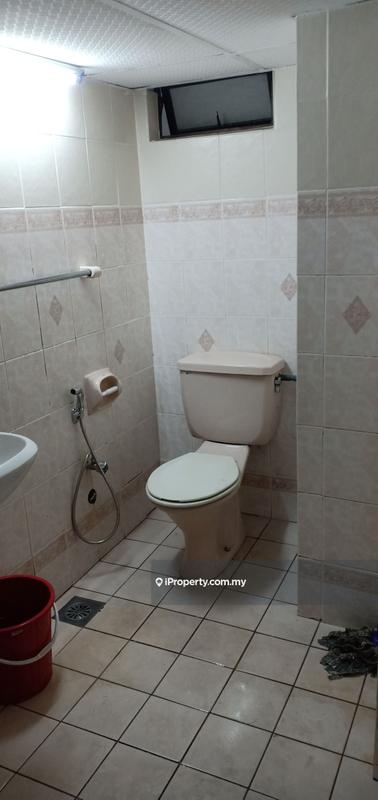 For Rent - Vista Komanwel B