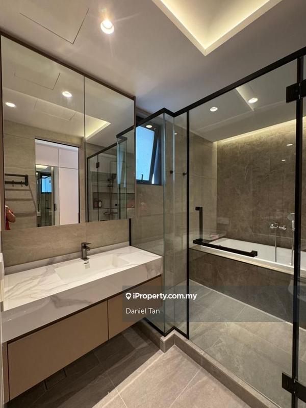 For Rent - Trinity Pentamont