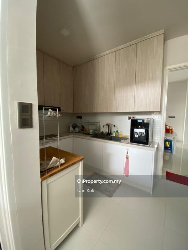 For Sale - Amaya Saujana