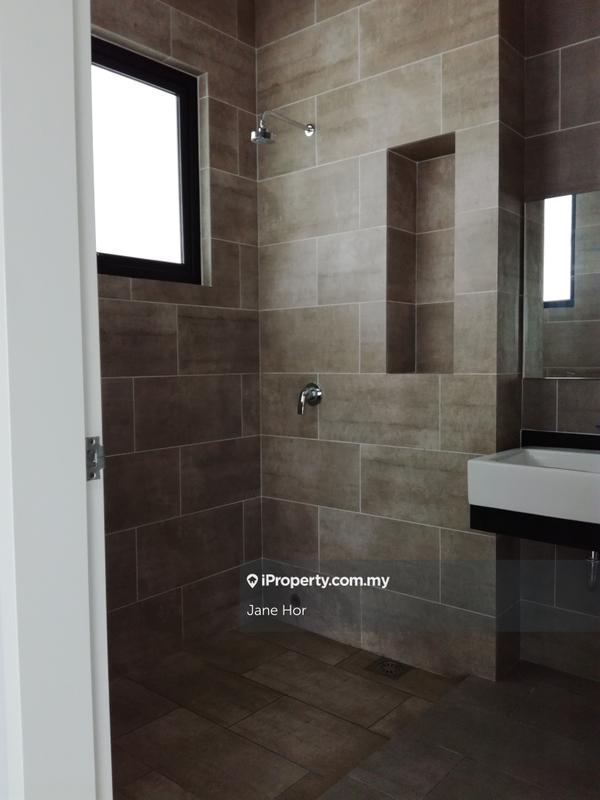 Rumah Berangkai 3 Tingkat untuk Dijual di 16 Sierra, Puchong oleh Jane Hor - iProperty.com.my